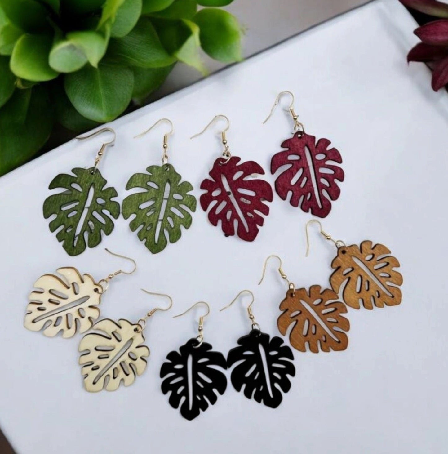 Boucles d'oreilles MONSTERA en bois