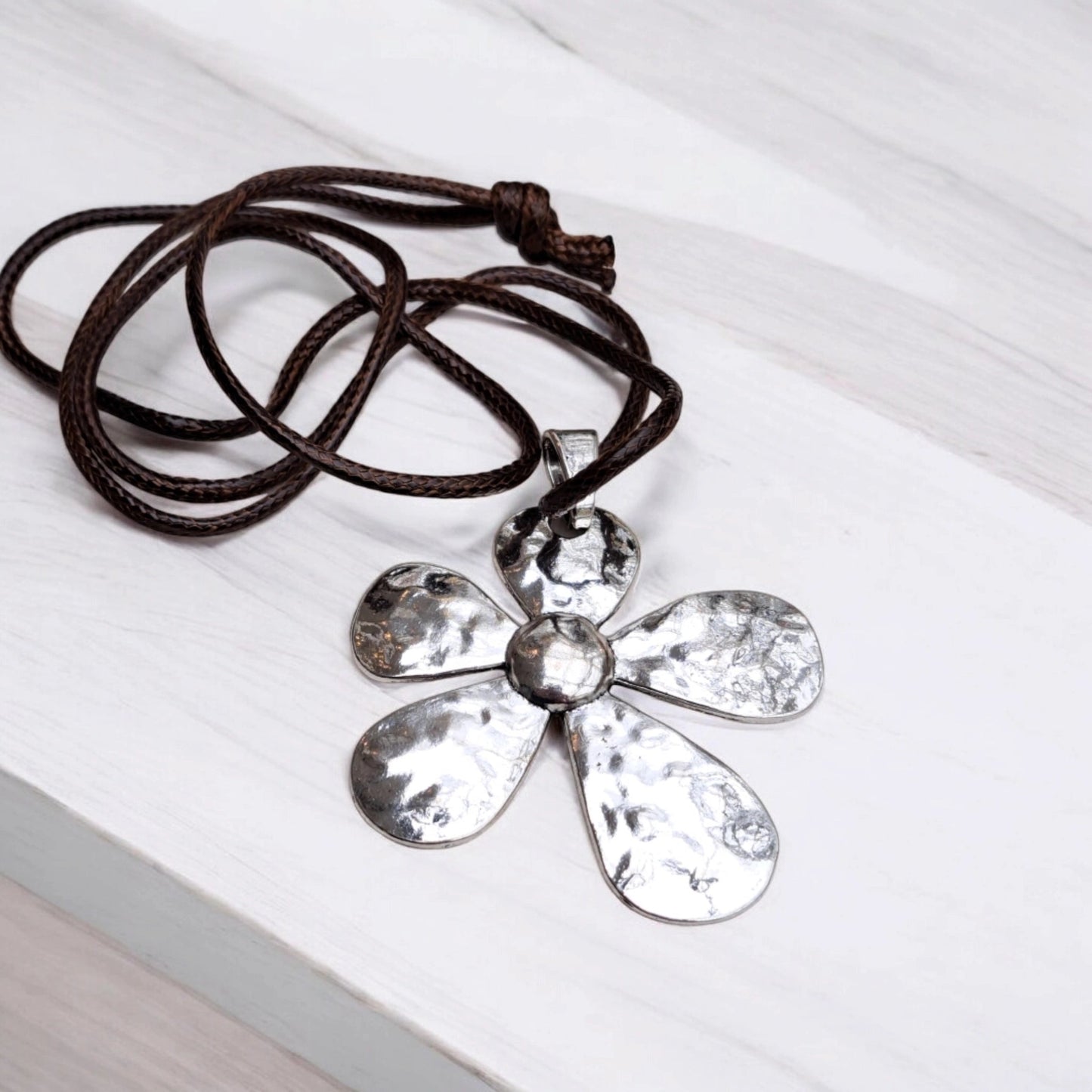 Collier Fleur CORALIE