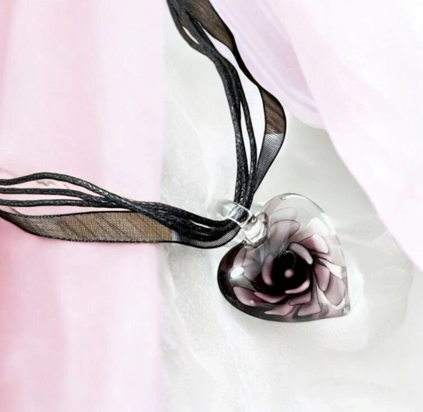 Collier en verre CŒUR et FLEUR