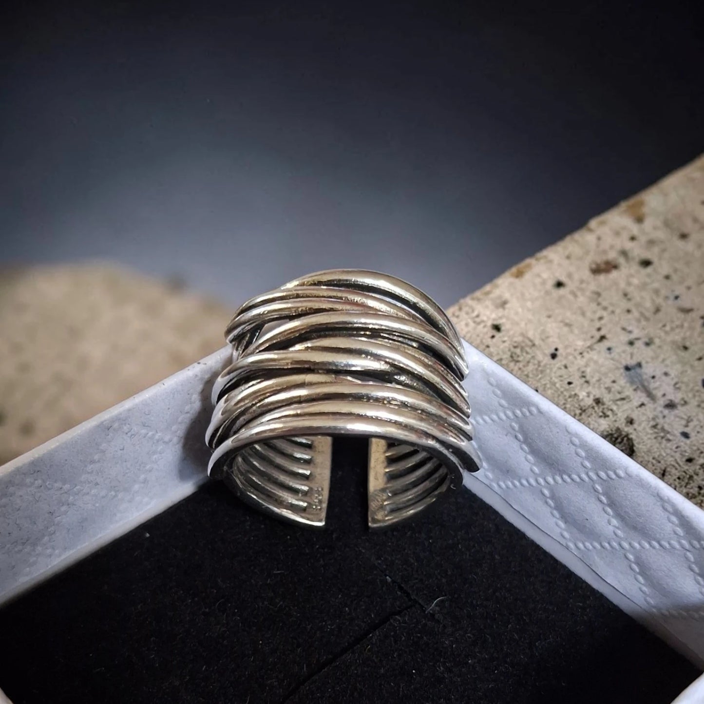 Bague anneaux entrelacés