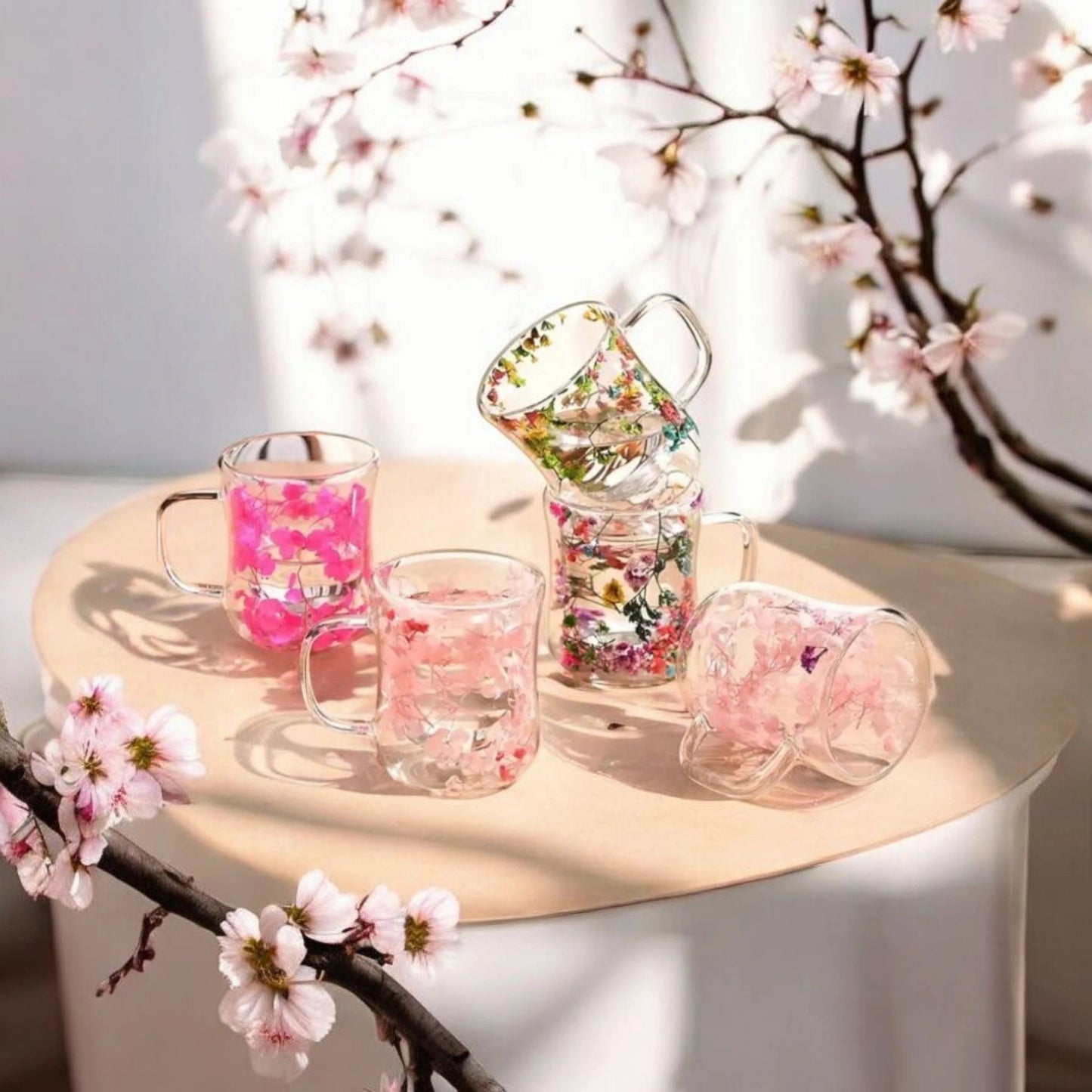 Tasse fleurs séchées incrustées