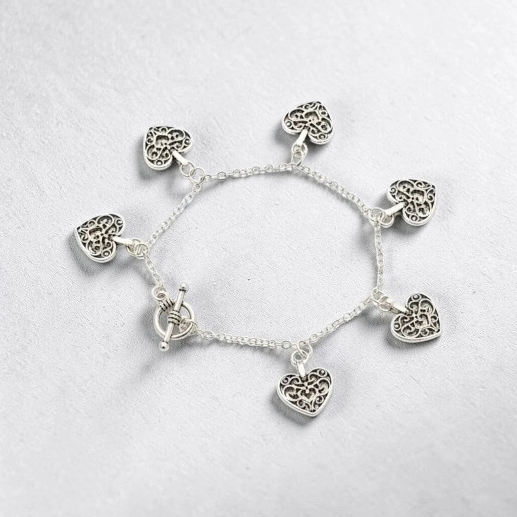 Bracelet Breloques Cœurs Ajourés - Livré dans son Écrin en Verre | Tout Fleuri